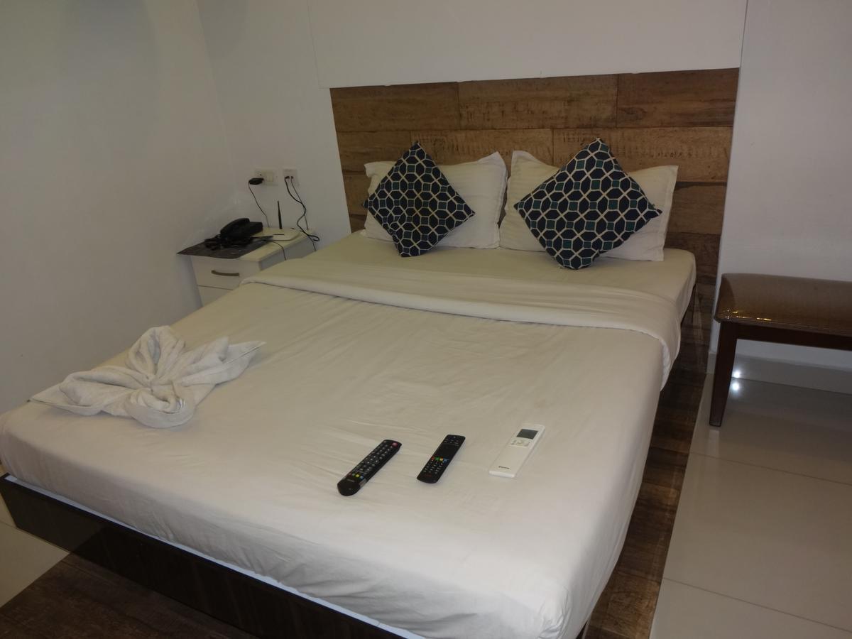 Convastay Gajel- Near Apollo Greams Road Τσενάι Εξωτερικό φωτογραφία